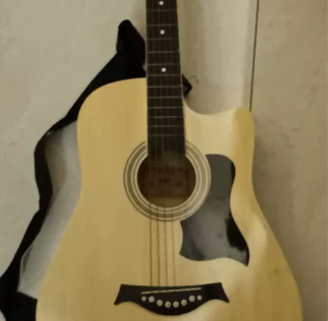 闲置吉他（单板）没怎么用过，琴包，背带，变...