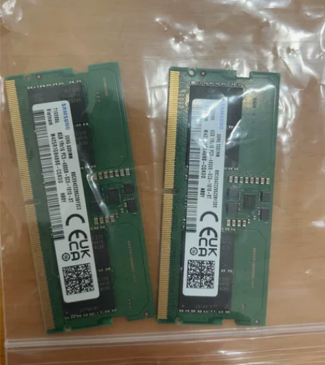 新笔记本拆机内存两条8gb ，一共16gb...
