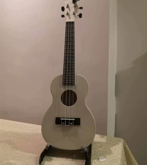 ukulele尤克里里白色木质初学者入门 ...