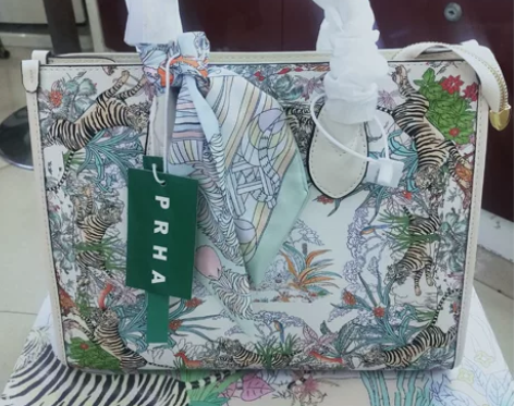 女士新款高级质感印花大容量托特包单肩包手提...