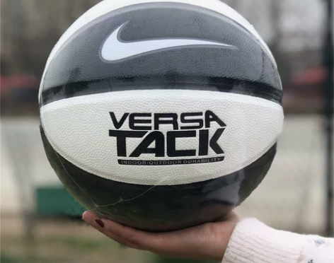 个人闲置转让耐克篮球（7号），全新包邮参加...