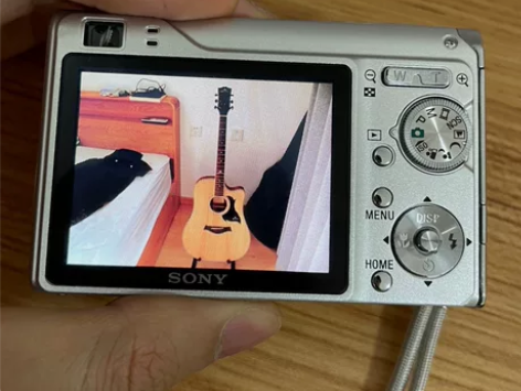 全新 sony索尼 数码相机DSC-W20...