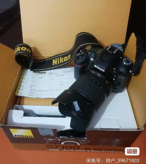 出售自用尼康D7100单反相机一部，9成新...