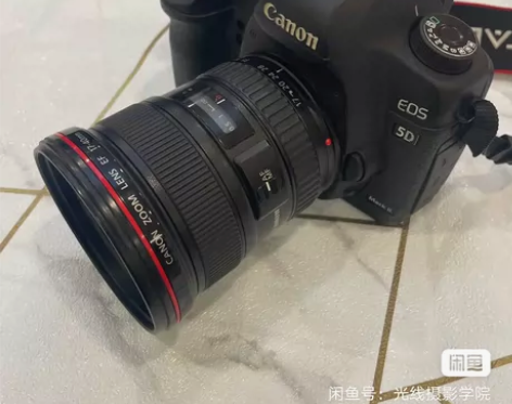 佳能5d2全画幅9成新红圈套机     佳...