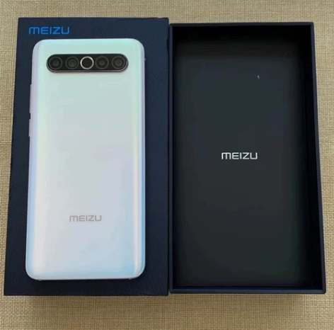 魅族17 配置8+128，手机成色如图，货...