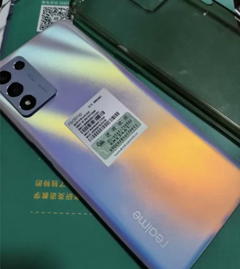 realmeq3s 白色 8+256  9...