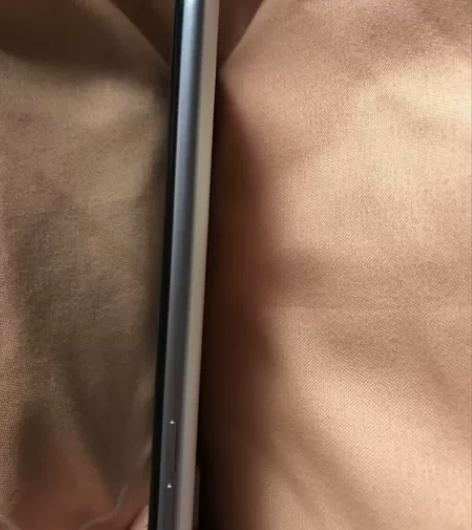 自用realmeq3s，22年二月份买的，...