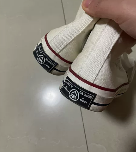 人本白色帆布鞋，没穿过几次，便宜出 感兴趣...