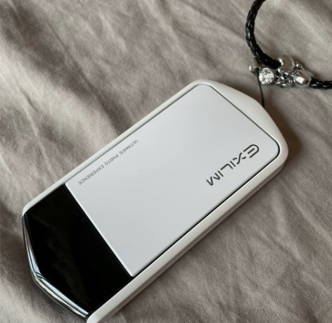 卡西欧 TR300 99成近全新 自拍神器...