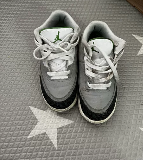 乔丹儿童运动鞋 日本买的 16cm