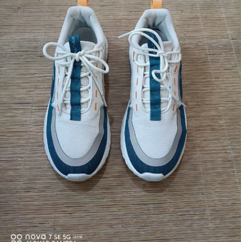 42码 安踏运动鞋    二手闲置 鞋子正...