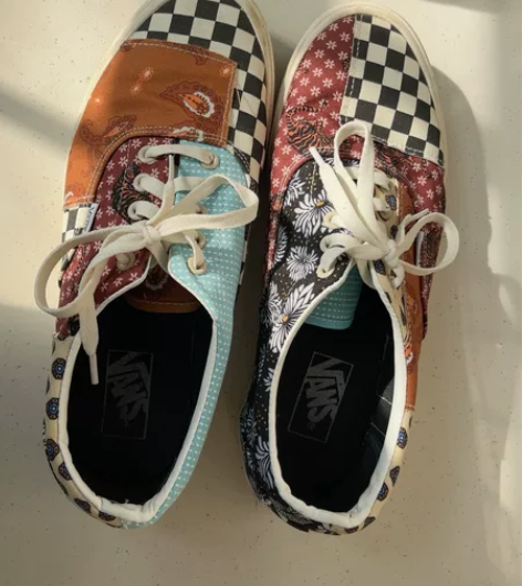 vans腰果花，44码。下地不超过20次。...