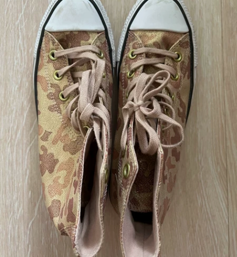 匡威 高帮帆布鞋 39码 无盒 穿过一次闲...