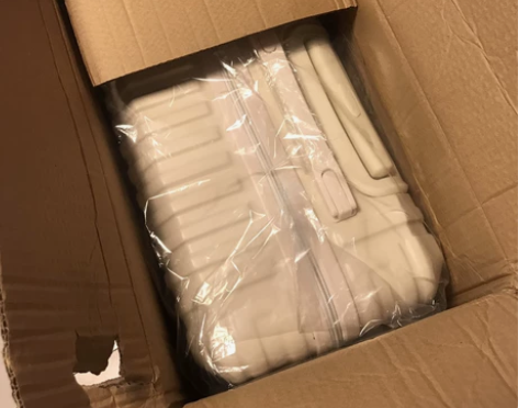 网店开张 低价冲销量出一批行李箱！旅行箱！...