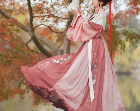 出醉雨朵【兔莲语】汉服女正品原创秋冬晋制齐...