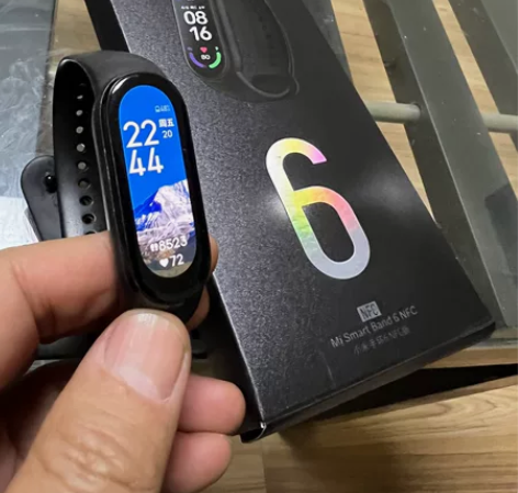 小米手环6nfc版，轻微使用痕迹，原包装都...