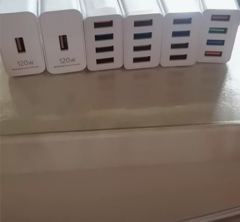 全新手机充电插头 感兴趣的话点“我想要”和...