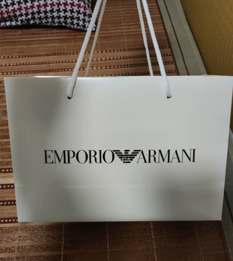 阿玛尼手表，全新，有包装盒，说明书，吊牌 ...