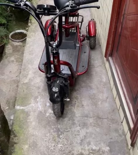 出售闲置飞鸽电动三轮车,三轮电瓶车。 48...