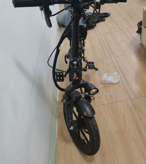 五羊代驾电动车,原价2799,买了一直没骑...