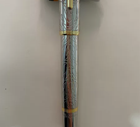 辛苦先看完描述内容再来问。 顺丰到付，当天...