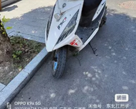 转家里闲置的飞鹰鬼火125摩托车.刚换的轮...