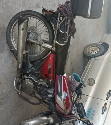 飞鹰牌CG125男装摩托车，无大修，正常行...