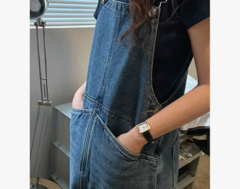 洋气复古蓝色牛仔背带裙女2023春新款小个...