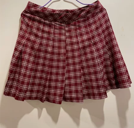 H##amp；amp；M红色格纹日系辣妹裙...