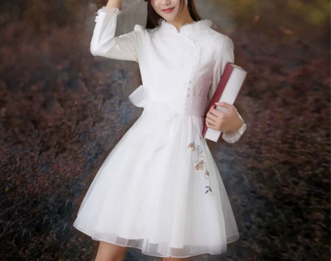 实拍纯白之恋 2017新款复古纯色修身中裙...