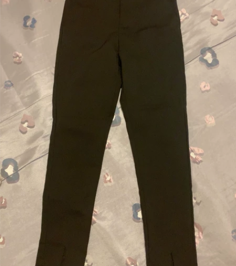 韩嫚芊时装裤铅笔裤小脚裤全新，M码，太小了...