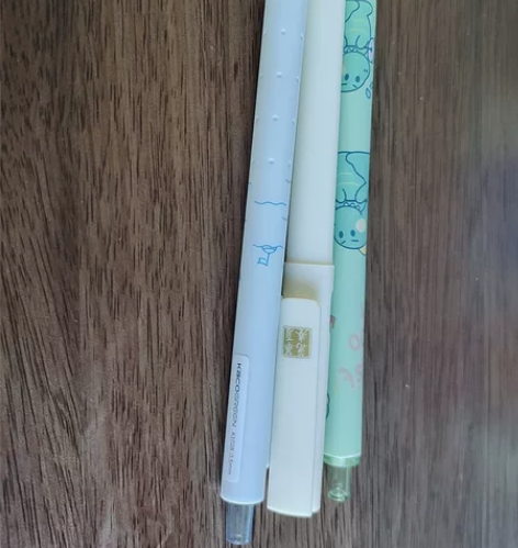 中性笔3支 感兴趣的话点“我想要”和我私聊...