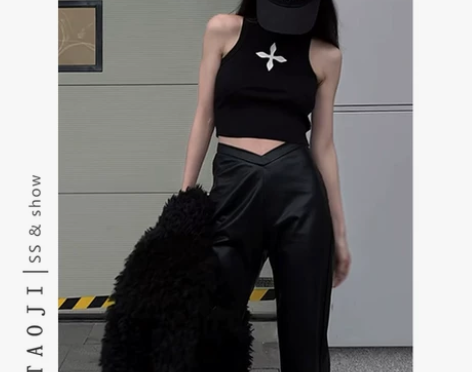 时尚别致性感小吊带设计感黑色背心女内搭美式...
