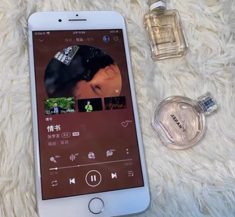 苹果 8Plus  128G，iphone...