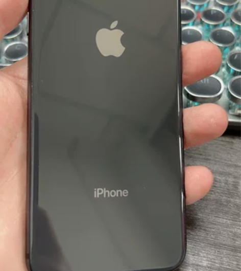 苹果8 64g黑色国行 成色好，83全原装...