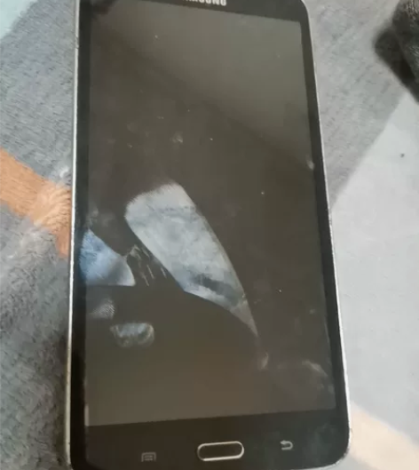 三星t2519屏好开机有锁 感兴趣的话点“...