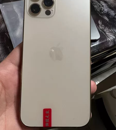 快递不停运新春特价 苹果12pro 256...