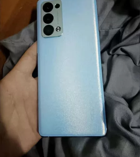 闲置一台二手正品OPPO Reno6Pro...