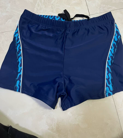 男泳裤,L码,全新,没吊牌,15.8转,不...
