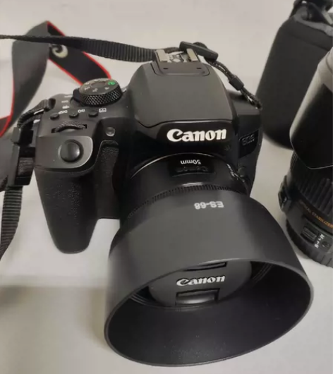 2021年12月买的佳能850d,小痰盂5...