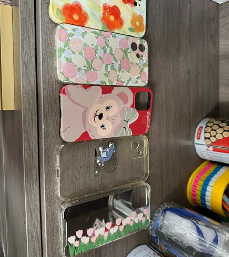 苹果12手机壳 40元11个 包邮全部带走...