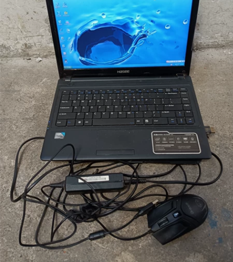 神舟笔记本电脑 出一台神舟笔记本电脑，自己...