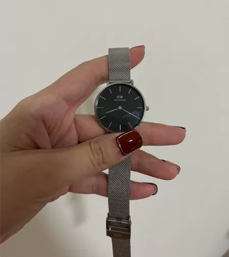 银色DW手镯和手表一套 全新没有带过 礼盒...