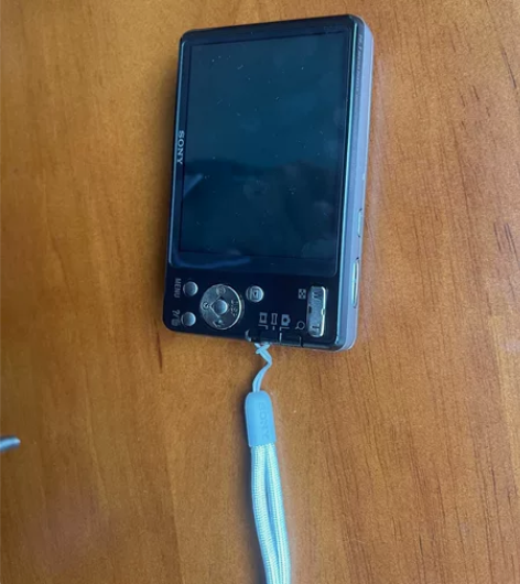 索尼w690数码相机 1610万像素，10...