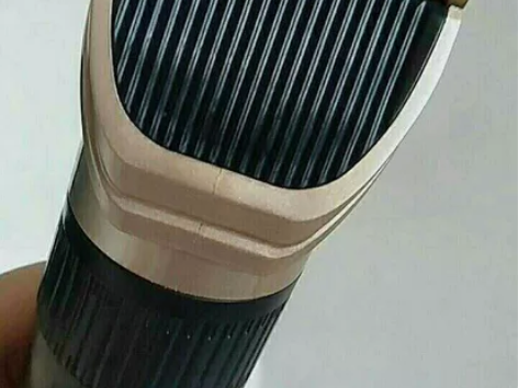 (出闲置)一个高端理发器，理发剪，电推剪，...