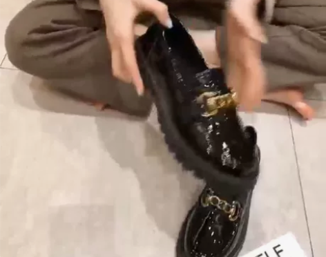 清仓处理啄木鸟单鞋！哑光链亮链，35~40...