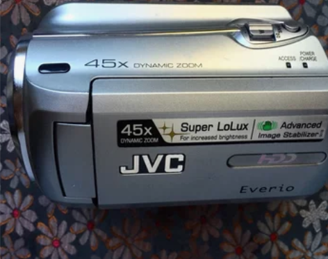 JVC摄像机 8成新的JVC电子摄像机，型...