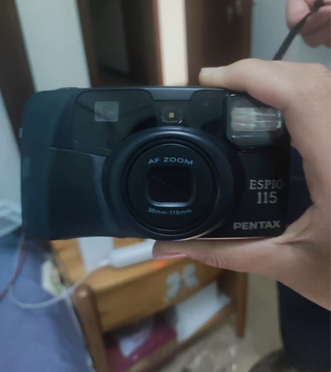 成色很新的胶片机  pentax espi...