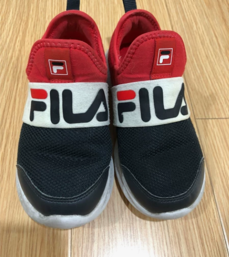 FILA 斐乐男童鞋 新旧如图,尺码CHN...