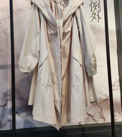 例外女书系列风衣 全新正品专柜直发原价49...